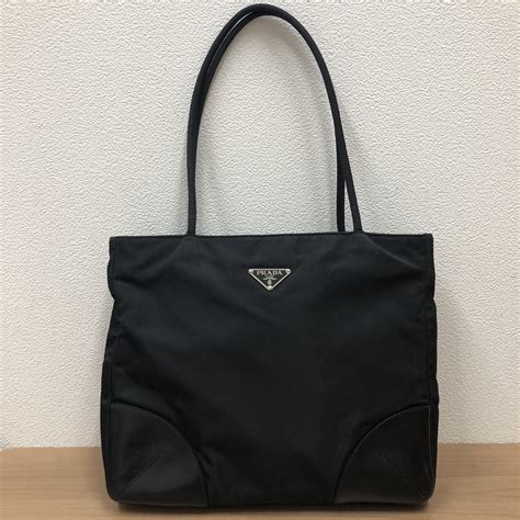 prada ナイロン